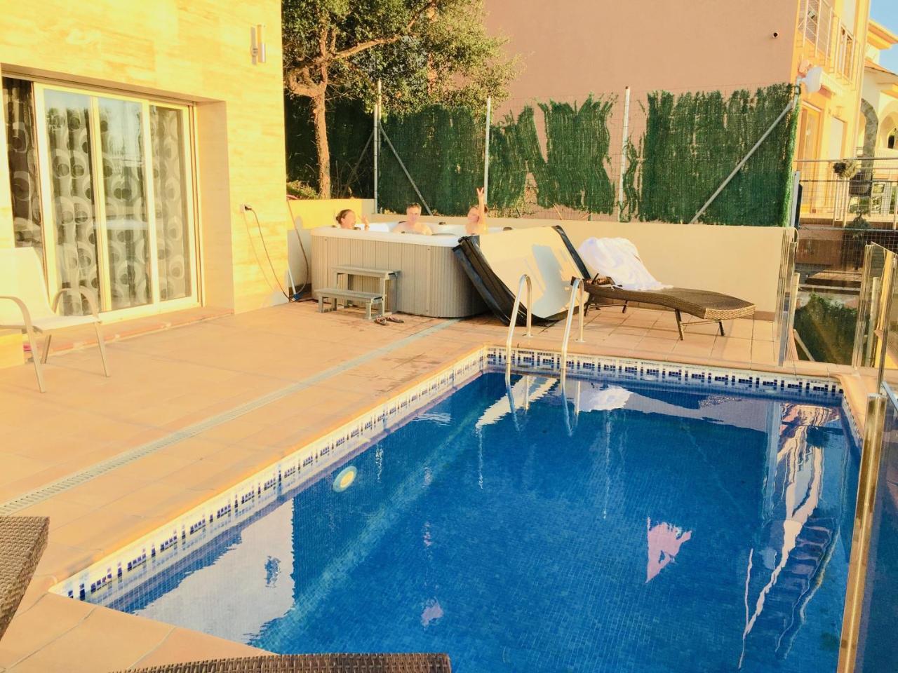 Luxury Villa Investingspain With Sea Views, Pool And Jacuzzi Λορέτ Ντε Μαρ Εξωτερικό φωτογραφία